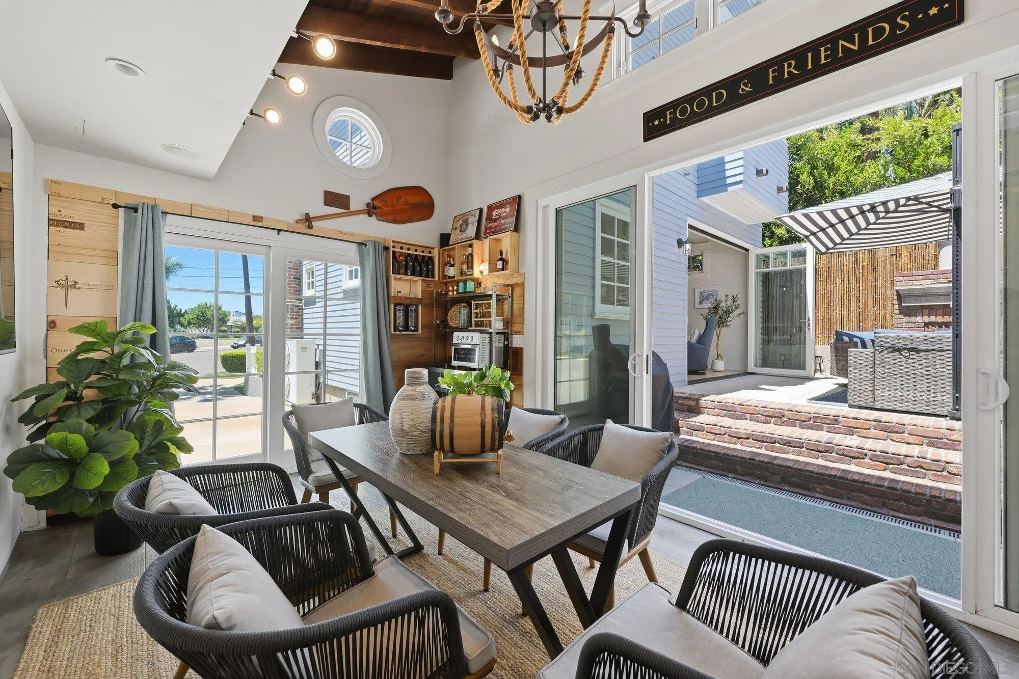 https://cdn.realtyfeed.com/cdn/127/260017824/efe22e714b929e507c8e312eb378b11f.webp