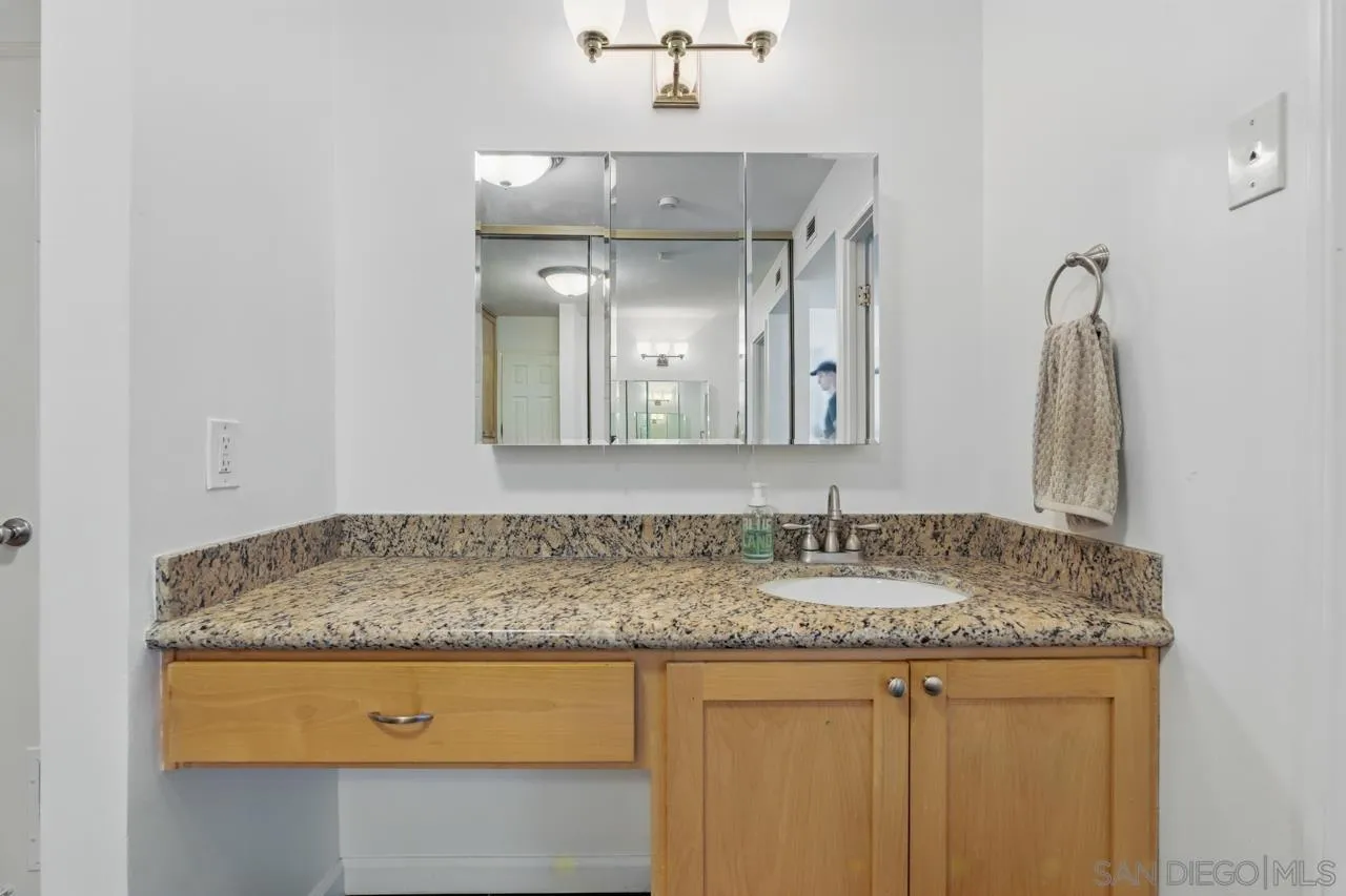 Photo #32: 260017825 Listing: Photo #32