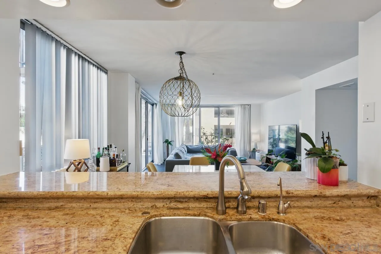 Photo #10: 260017825 Listing: Photo #10