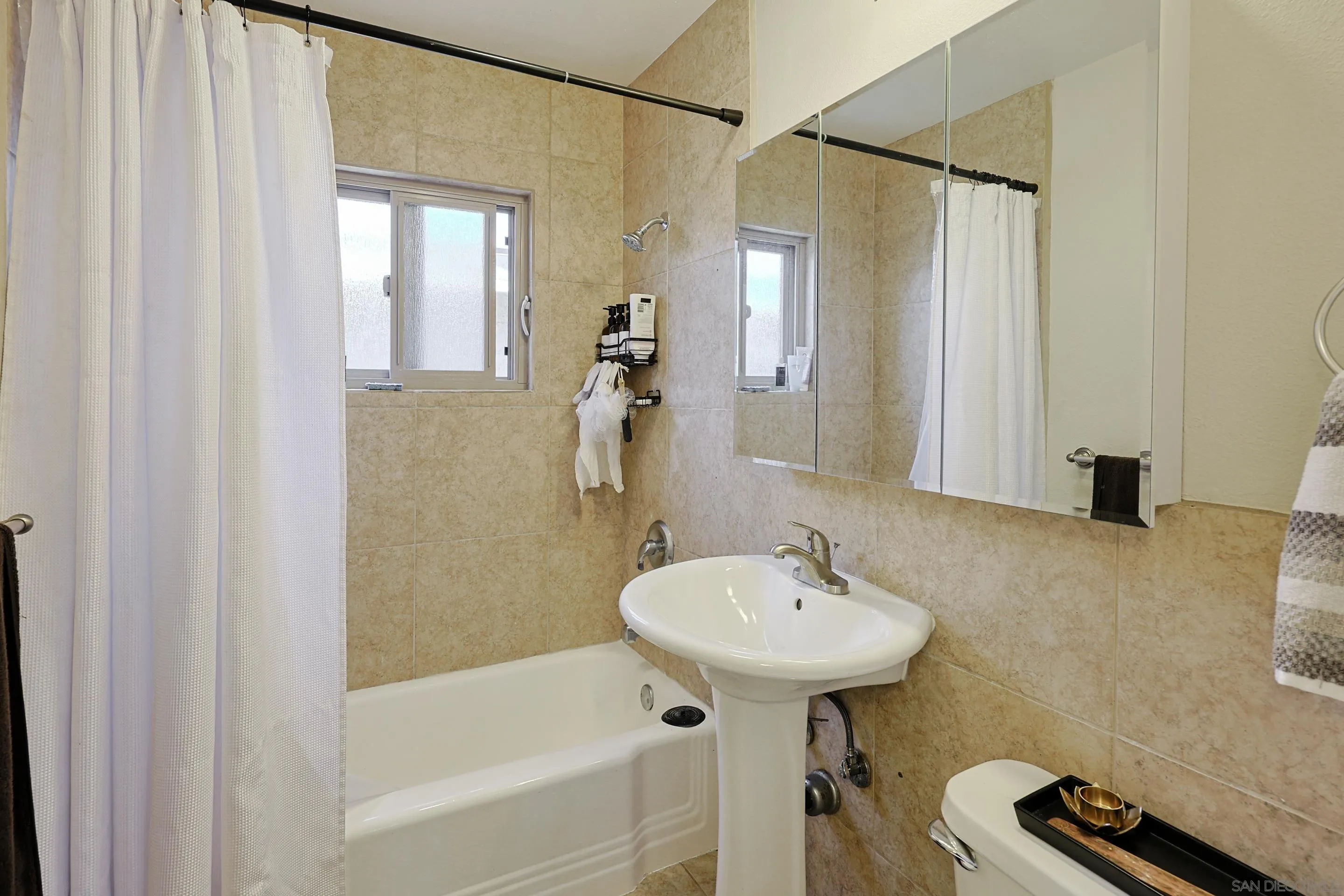 Photo #19: 260017835 Listing: Photo #19
