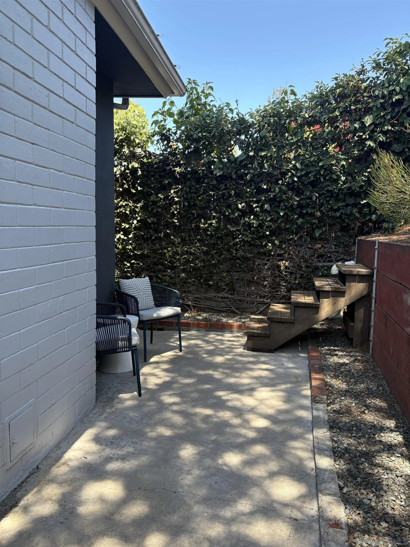 https://cdn.realtyfeed.com/cdn/127/260017836/15c81d07bbae8cec790743fe495001cd.webp
