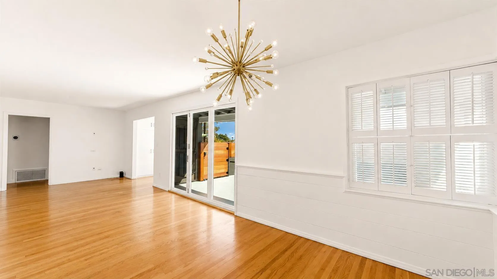 https://cdn.realtyfeed.com/cdn/127/260017836/2a36827e5774fae90823c9f95a54636b.webp