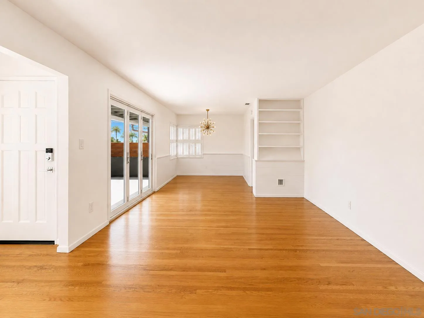 https://cdn.realtyfeed.com/cdn/127/260017836/875f277ce337a1c9ee7561280f5f7737.webp