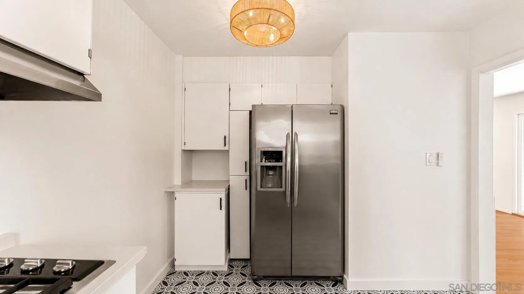 https://cdn.realtyfeed.com/cdn/127/260017836/f87610899eca867f6a830017c685f776.webp