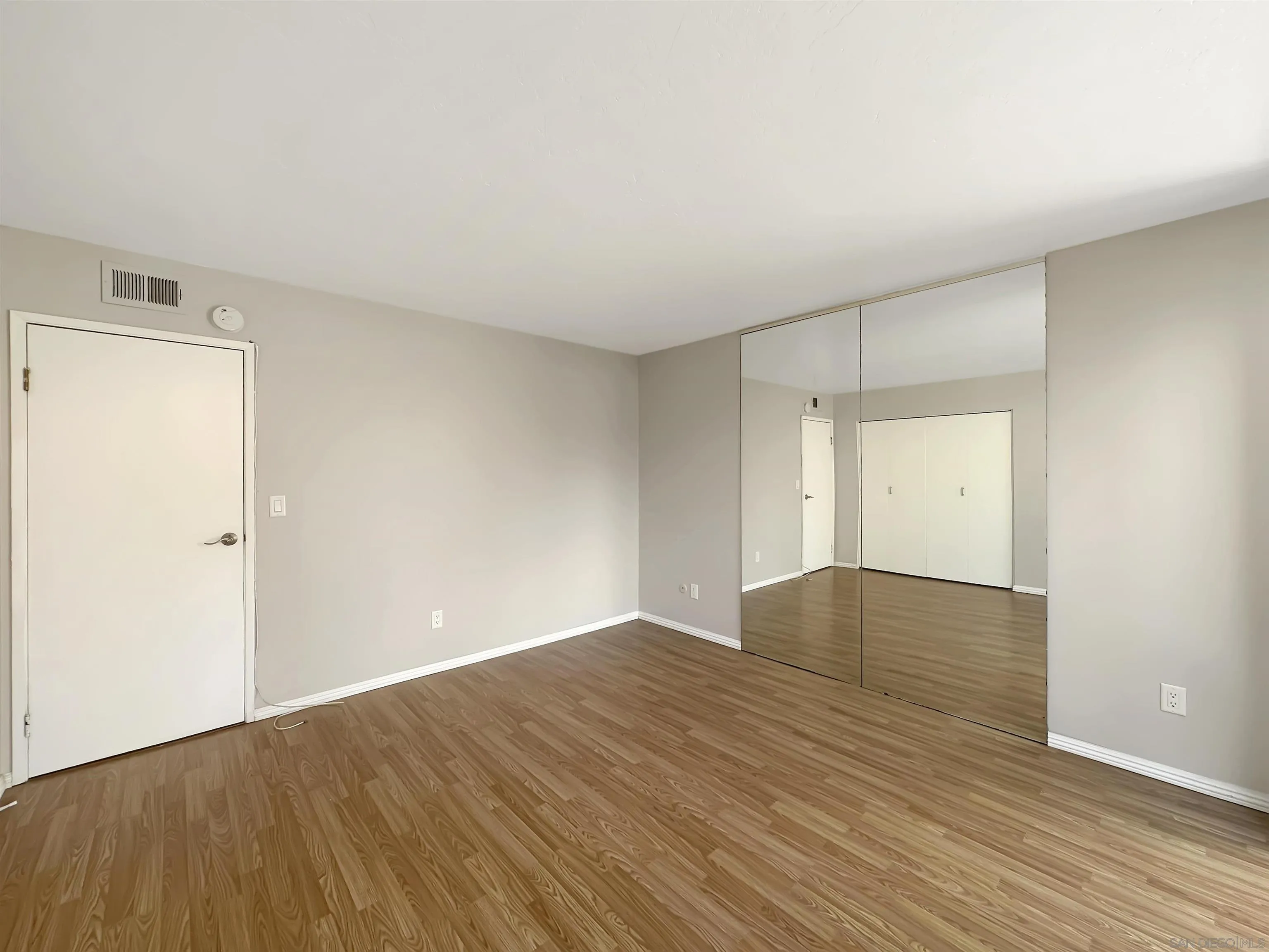 Photo #11: 260017838 Listing: Photo #11