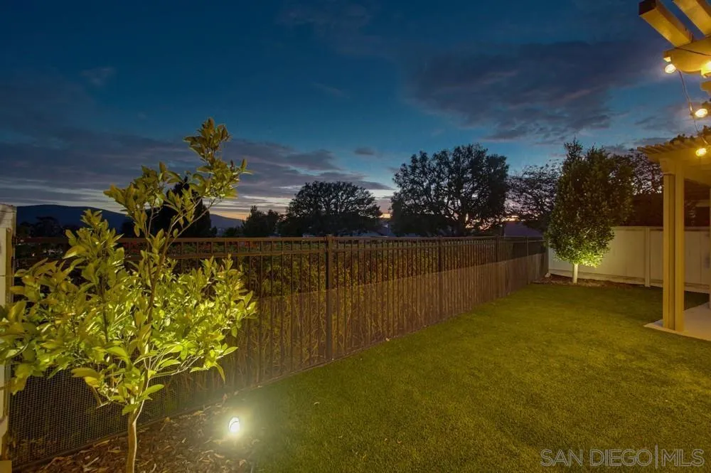 https://cdn.realtyfeed.com/cdn/127/260017841/287f2b171613d232d2b51b4124ede855.webp