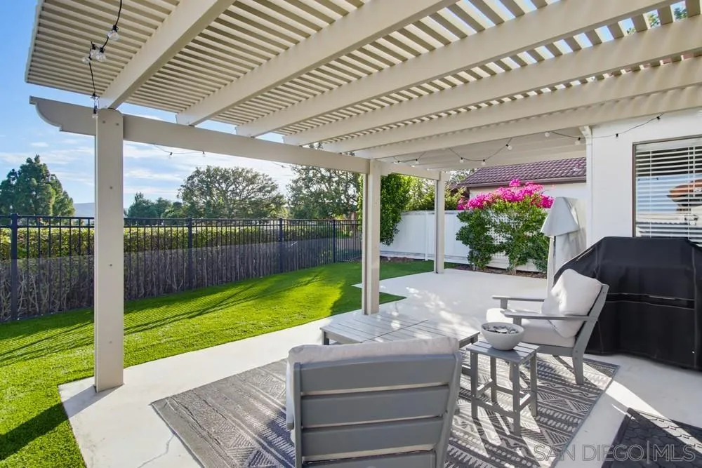 https://cdn.realtyfeed.com/cdn/127/260017841/60b009d7cfa865f4c697033fba0804ae.webp