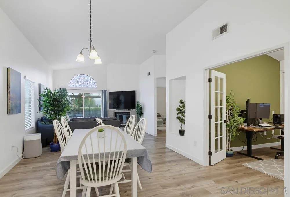 https://cdn.realtyfeed.com/cdn/127/260017841/8c090b9daa71051feb37e5206723ff14.webp
