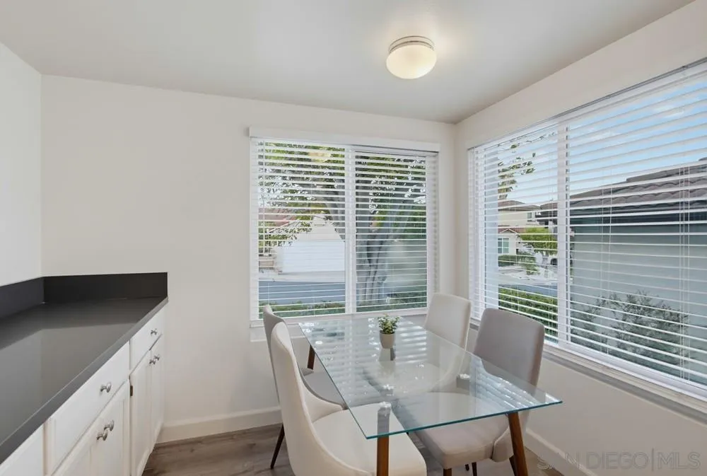 https://cdn.realtyfeed.com/cdn/127/260017841/bb49b3c55e7f88980a428d7a6e24af07.webp