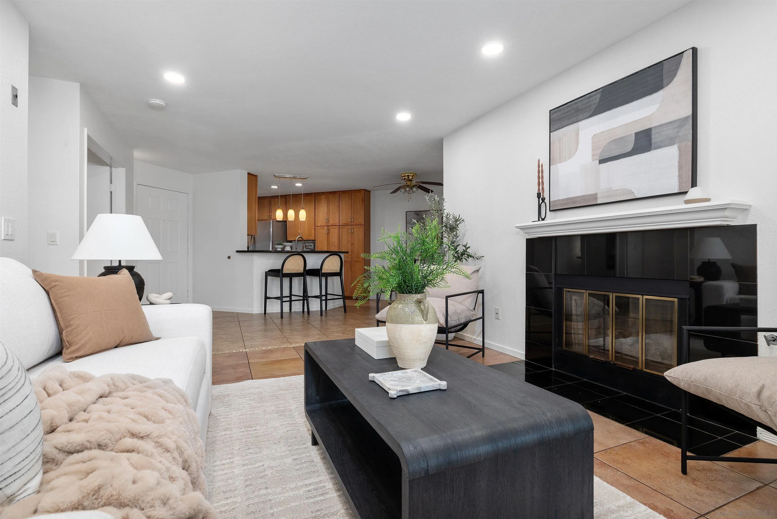Photo #13: 260017845 Listing: Photo #13