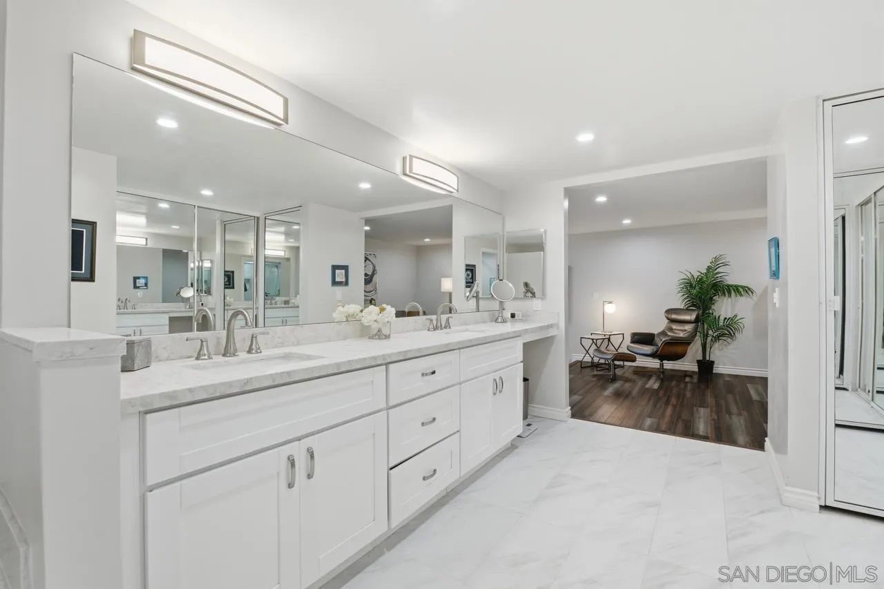 Photo #23: 260017849 Listing: Photo #23