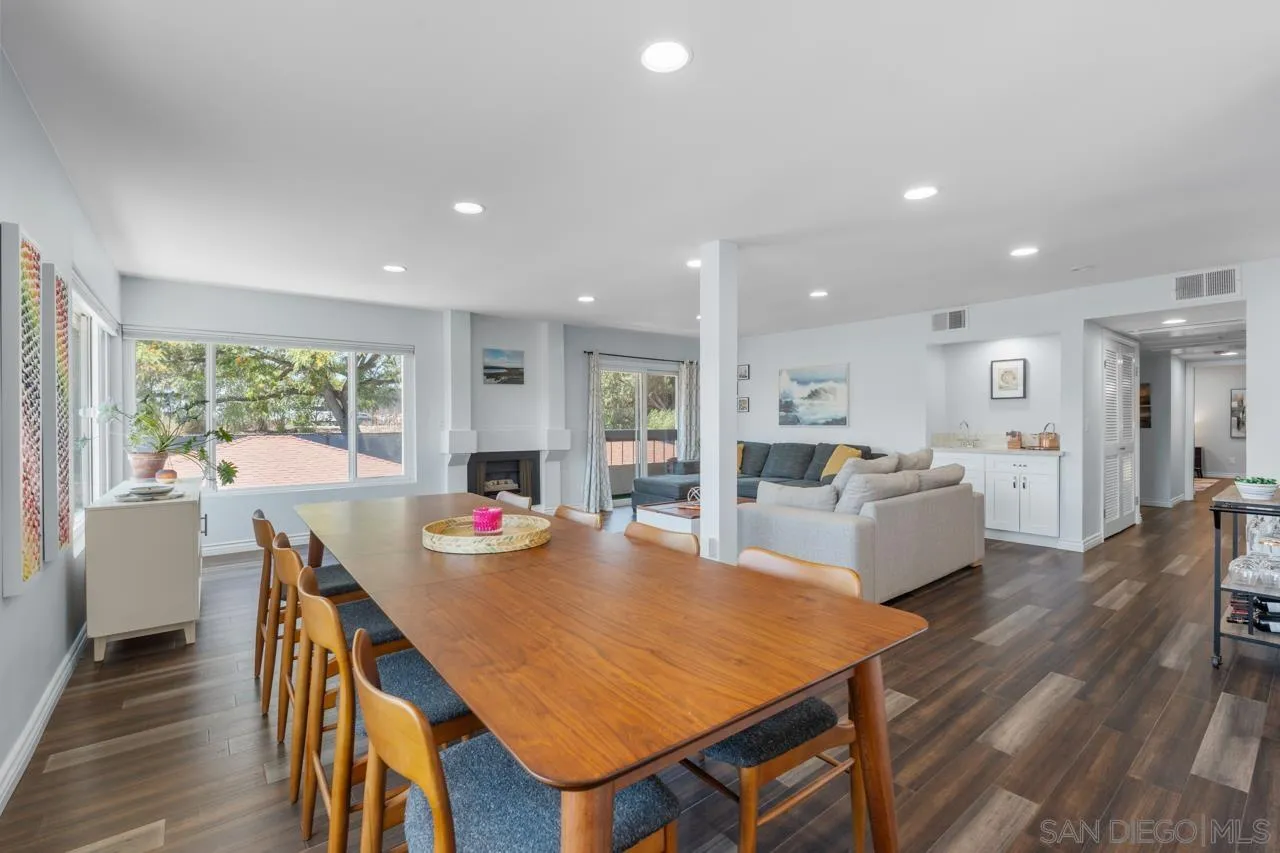 Photo #8: 260017849 Listing: Photo #8