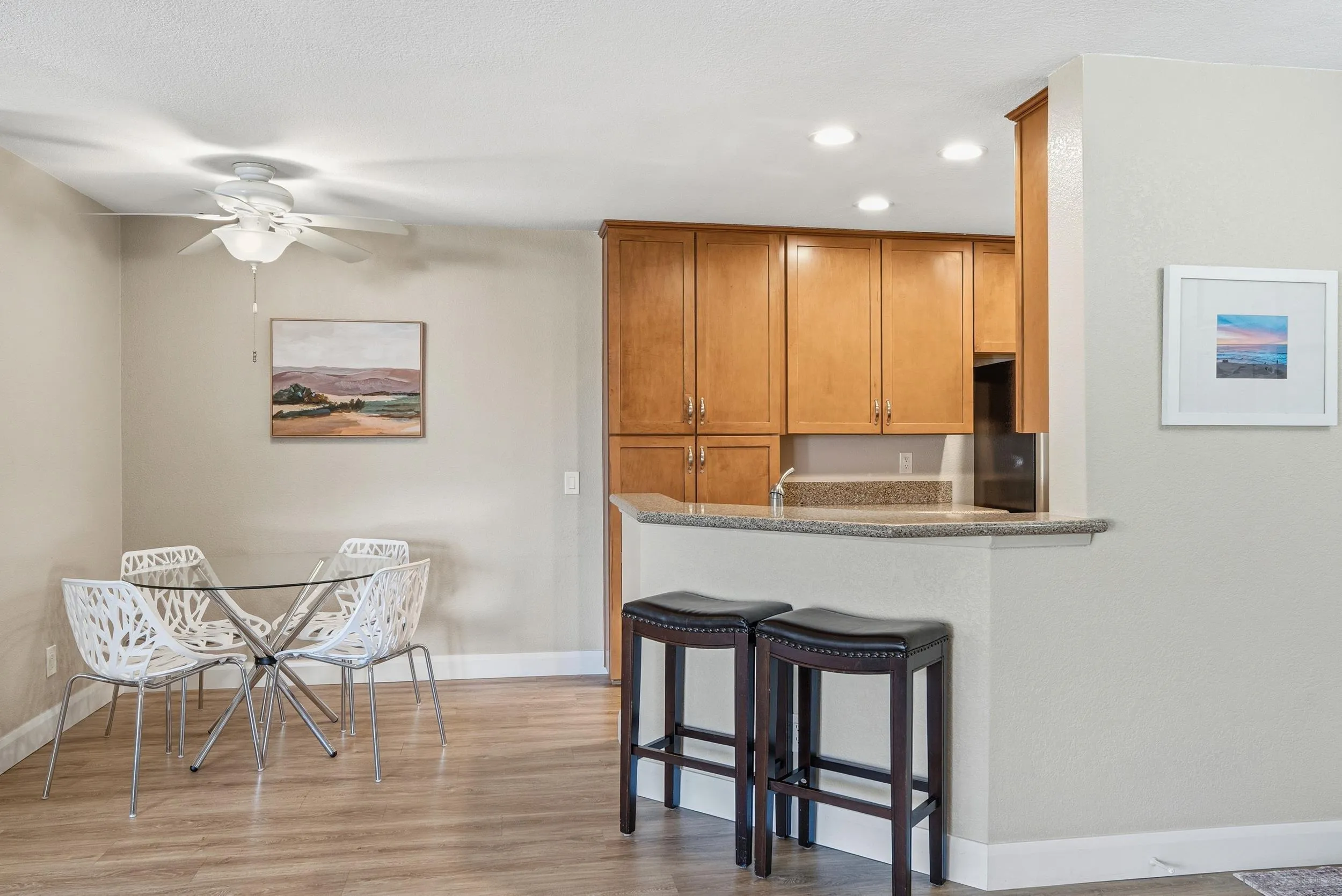 Photo #6: 260017851 Listing: Photo #6