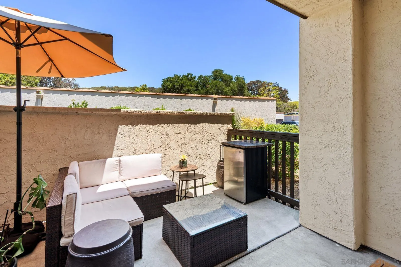 https://cdn.realtyfeed.com/cdn/127/260017854/25f2d1b9eab8664c337757bf8fecdd25.webp