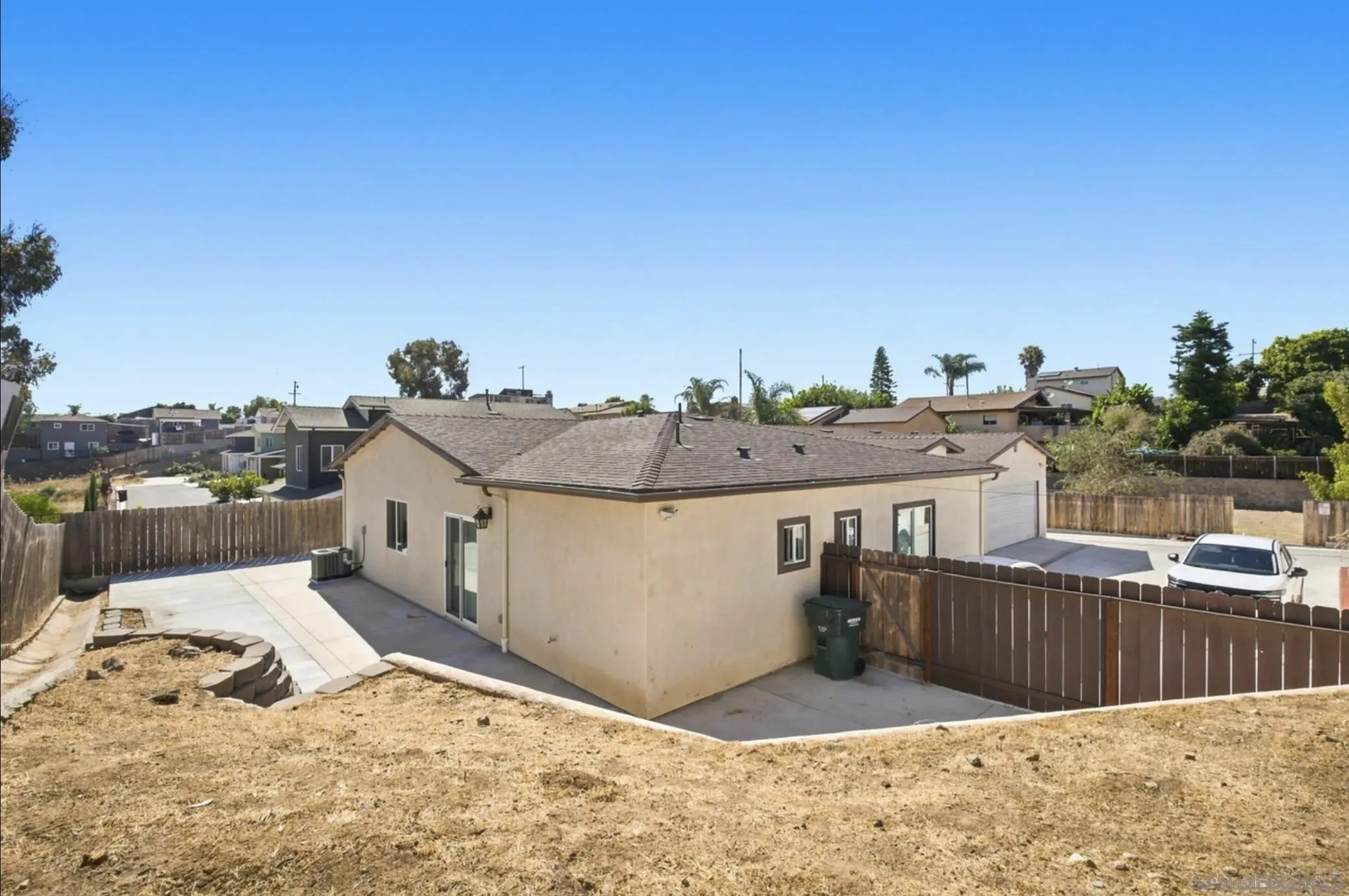 https://cdn.realtyfeed.com/cdn/127/260017855/1ff97f28c9a5a71e723930683d719d40.webp