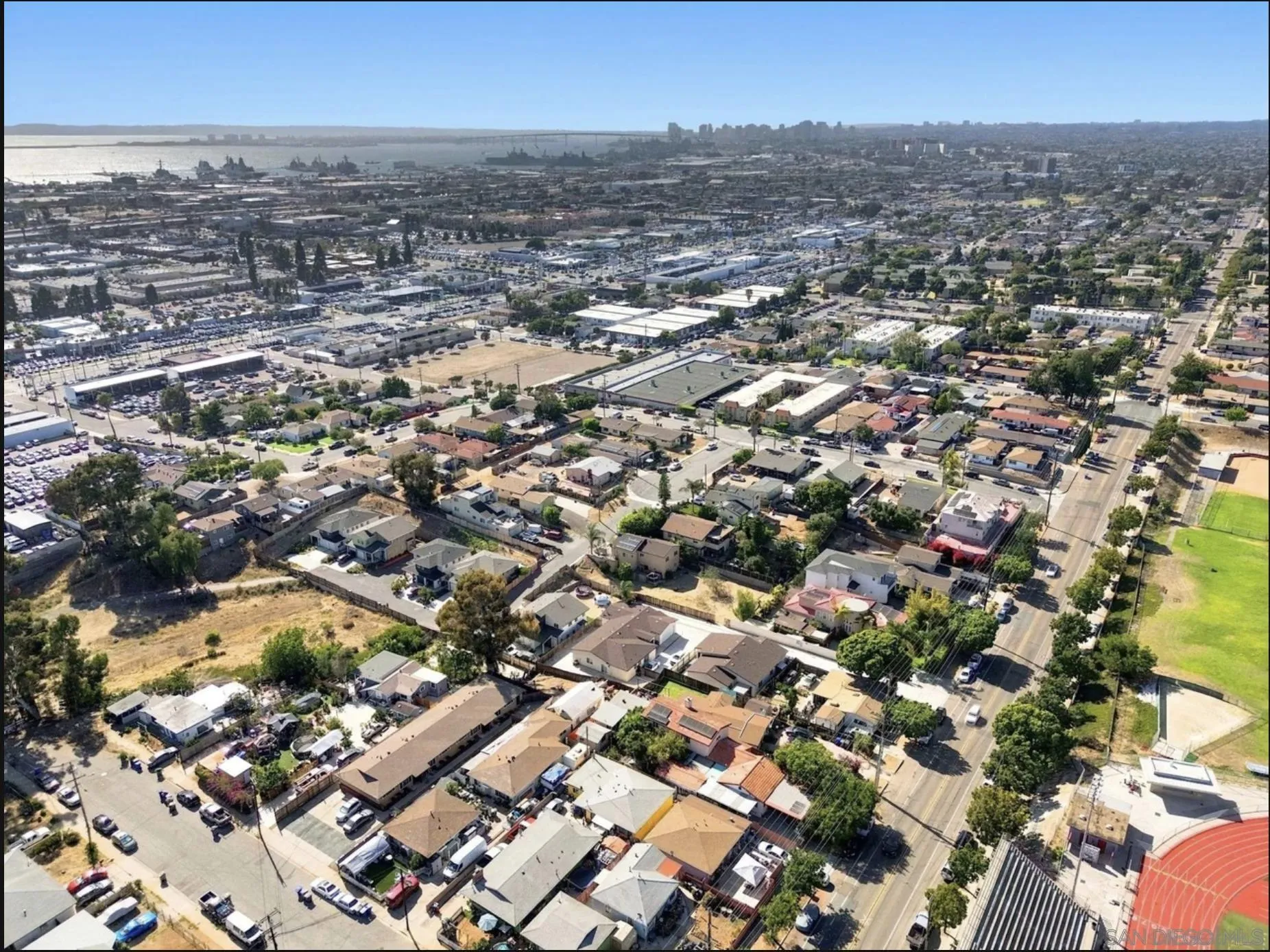 https://cdn.realtyfeed.com/cdn/127/260017855/6cf7bb445a1339d74017a58a0eec63d5.webp