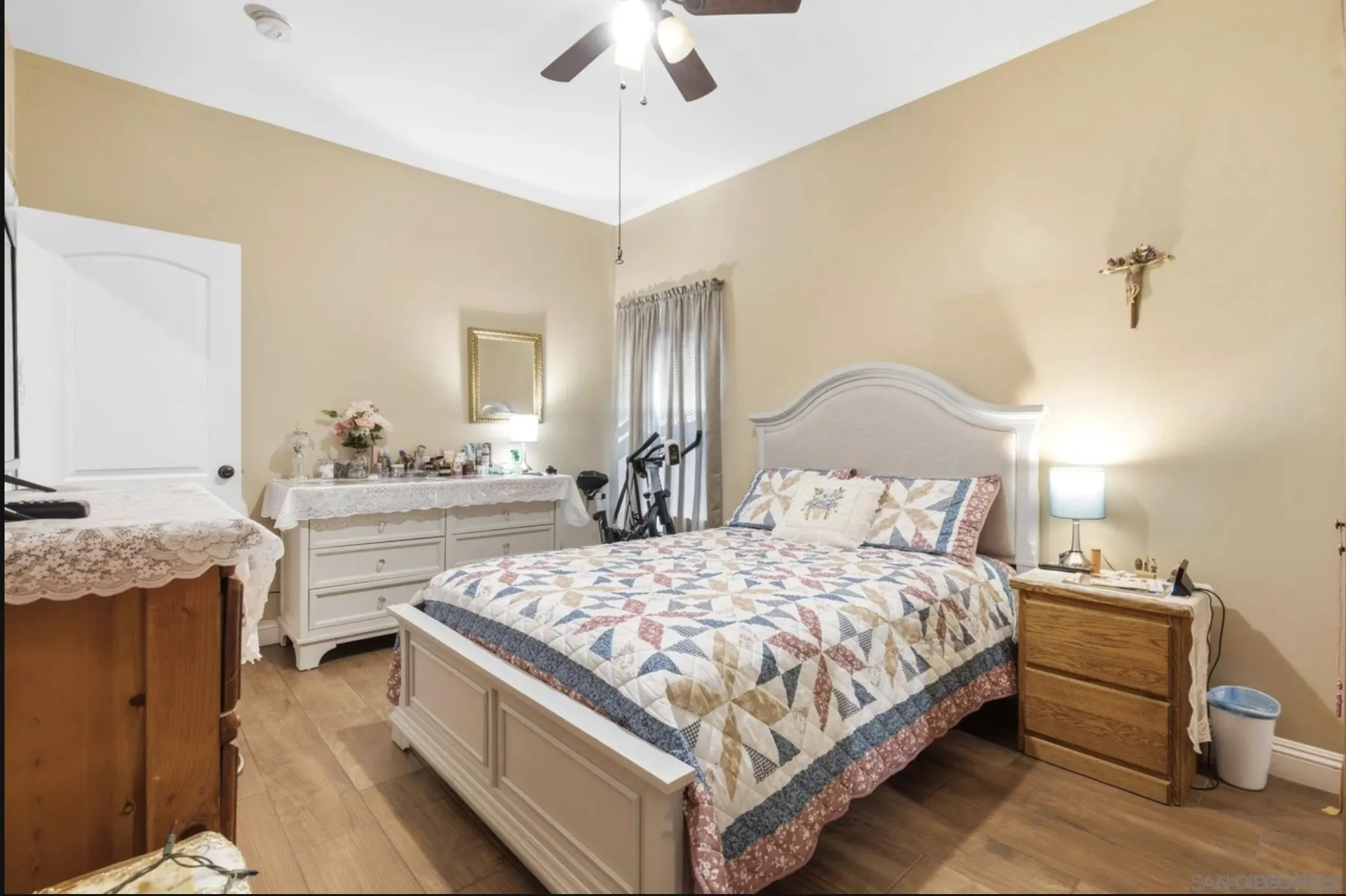 https://cdn.realtyfeed.com/cdn/127/260017855/a4e256ed086249ba8dbab5600048ec39.webp