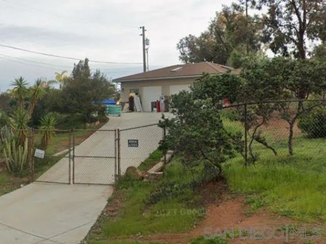 https://cdn.realtyfeed.com/cdn/127/260017859/151b0eb38b94dd913e642431474bcc3d.webp
