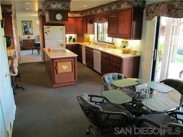 https://cdn.realtyfeed.com/cdn/127/260017859/767101ffa292a02b42aaab7b869af17e.webp