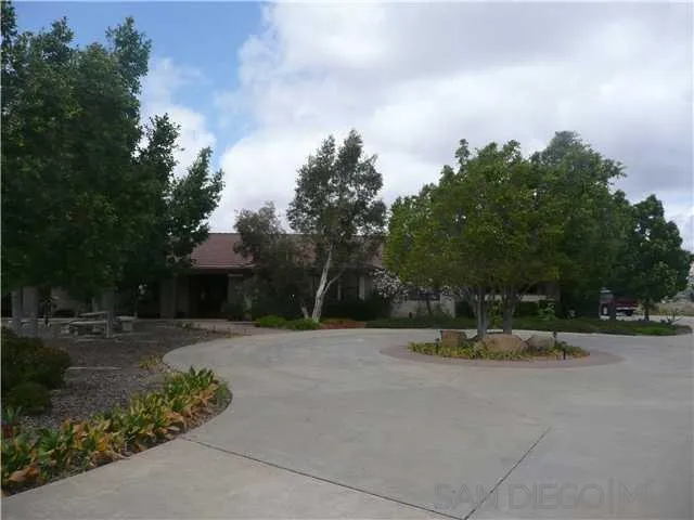 https://cdn.realtyfeed.com/cdn/127/260017859/cd76184a65873a36f0d6cee0a094dee6.webp