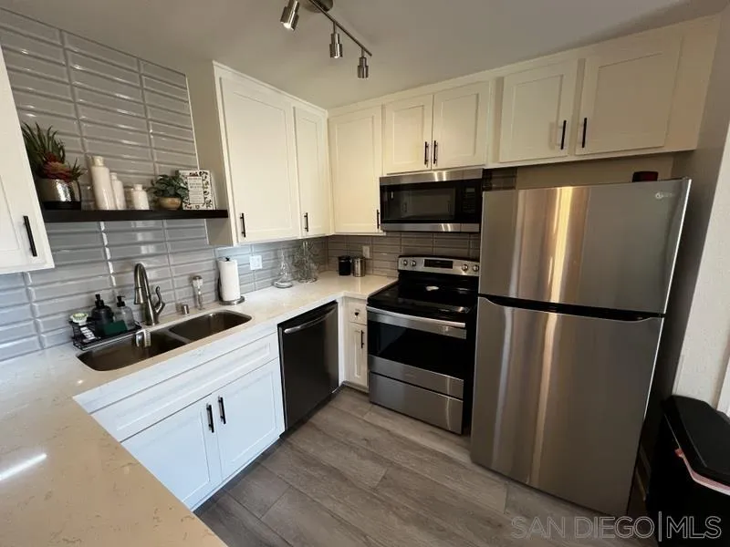 Photo #6: 260017860 Listing: Photo #6