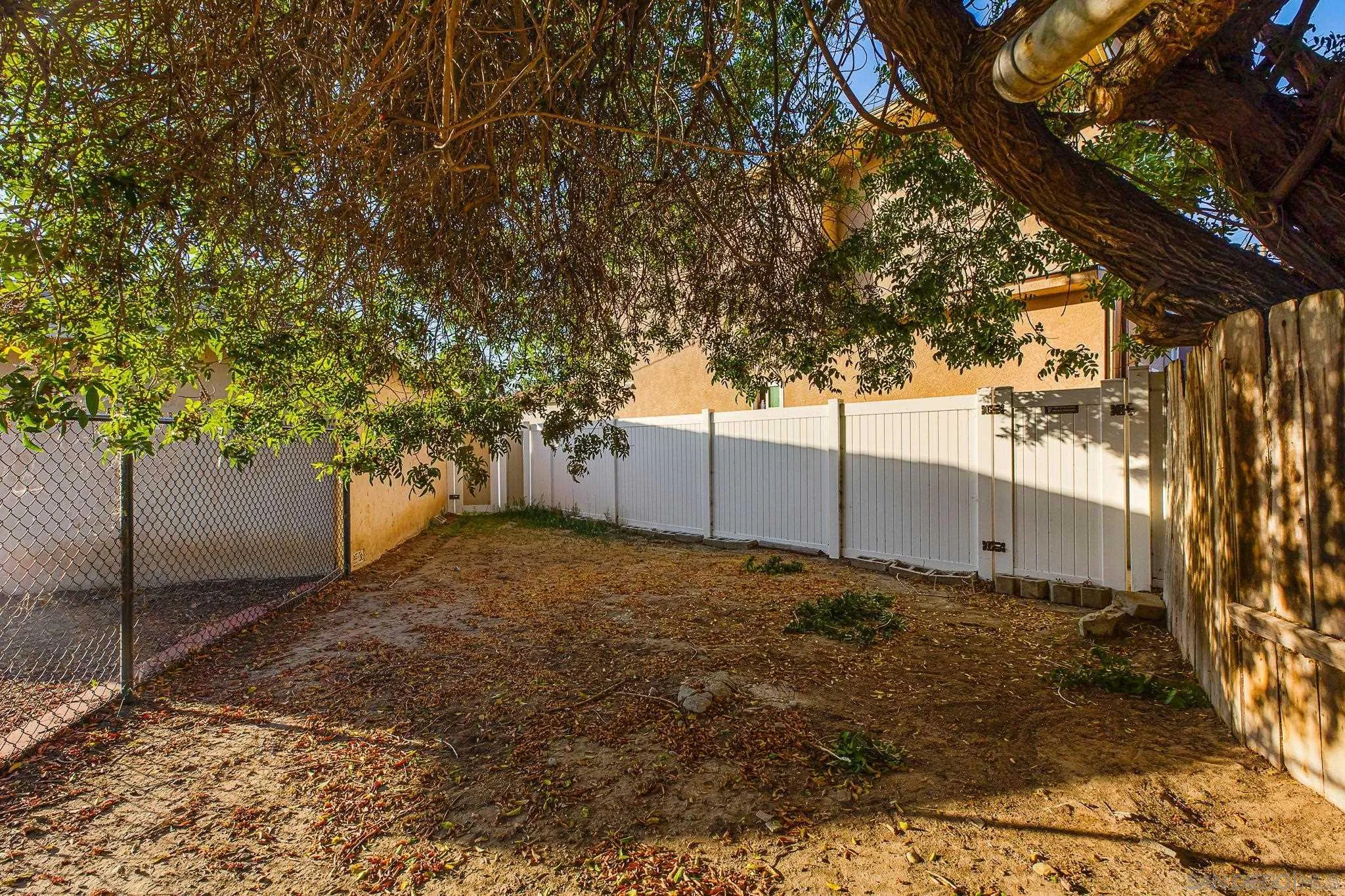 https://cdn.realtyfeed.com/cdn/127/260017863/183efaf933fccb0181c875cbb5e019a7.webp