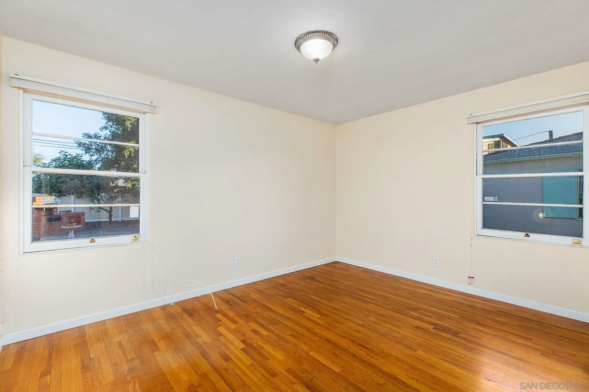 https://cdn.realtyfeed.com/cdn/127/260017863/fac162c22067864c8460cfbab64b6ae3.webp