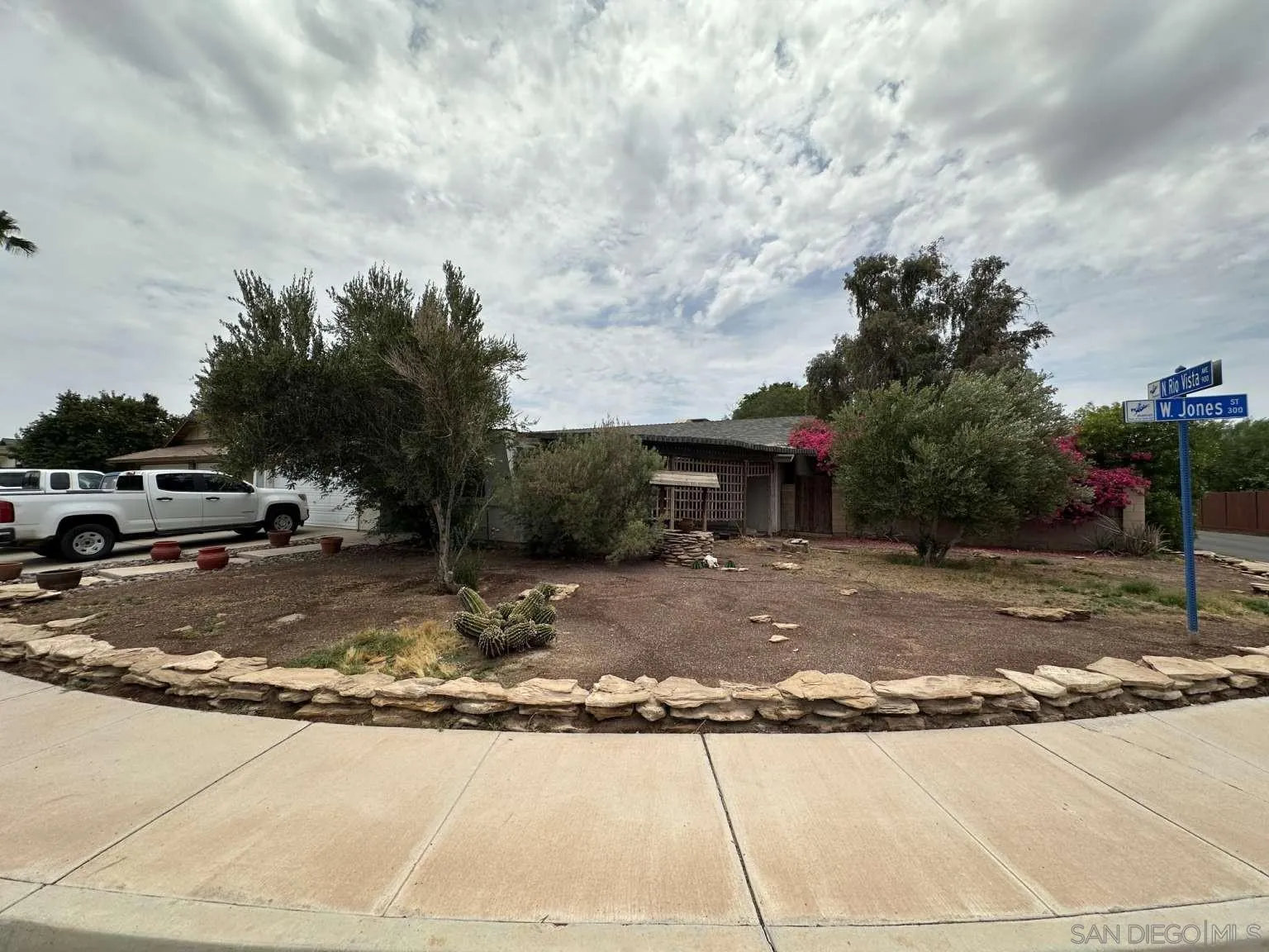 396 W Jones St, Brawley, CA 92227 - Main photo, Brawley, CA