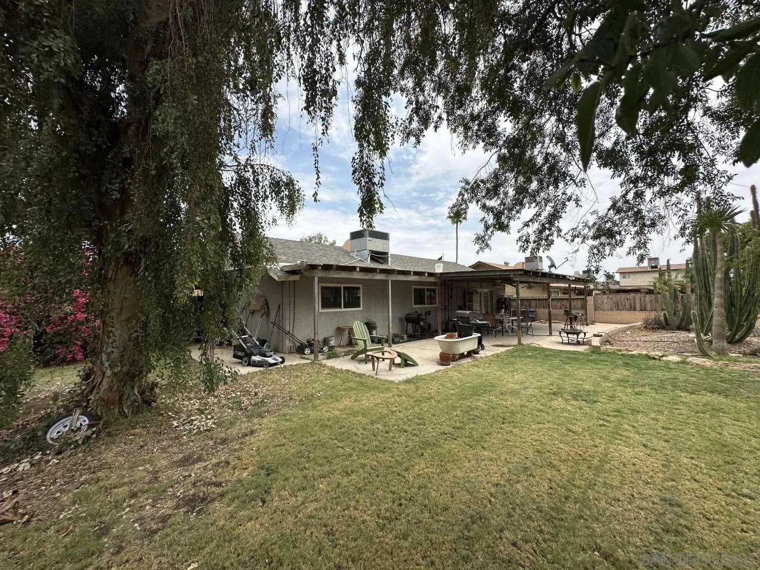 396 W Jones St, Brawley, CA 92227 - Photo 4 of 26, Brawley, CA