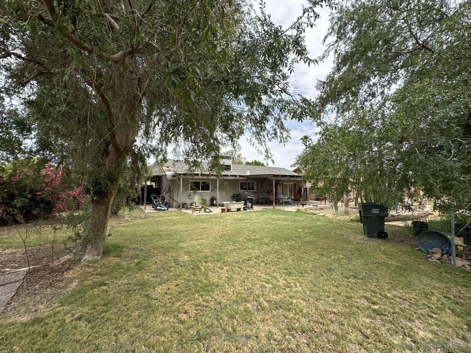 396 W Jones St, Brawley, CA 92227 - Photo 5 of 26, Brawley, CA