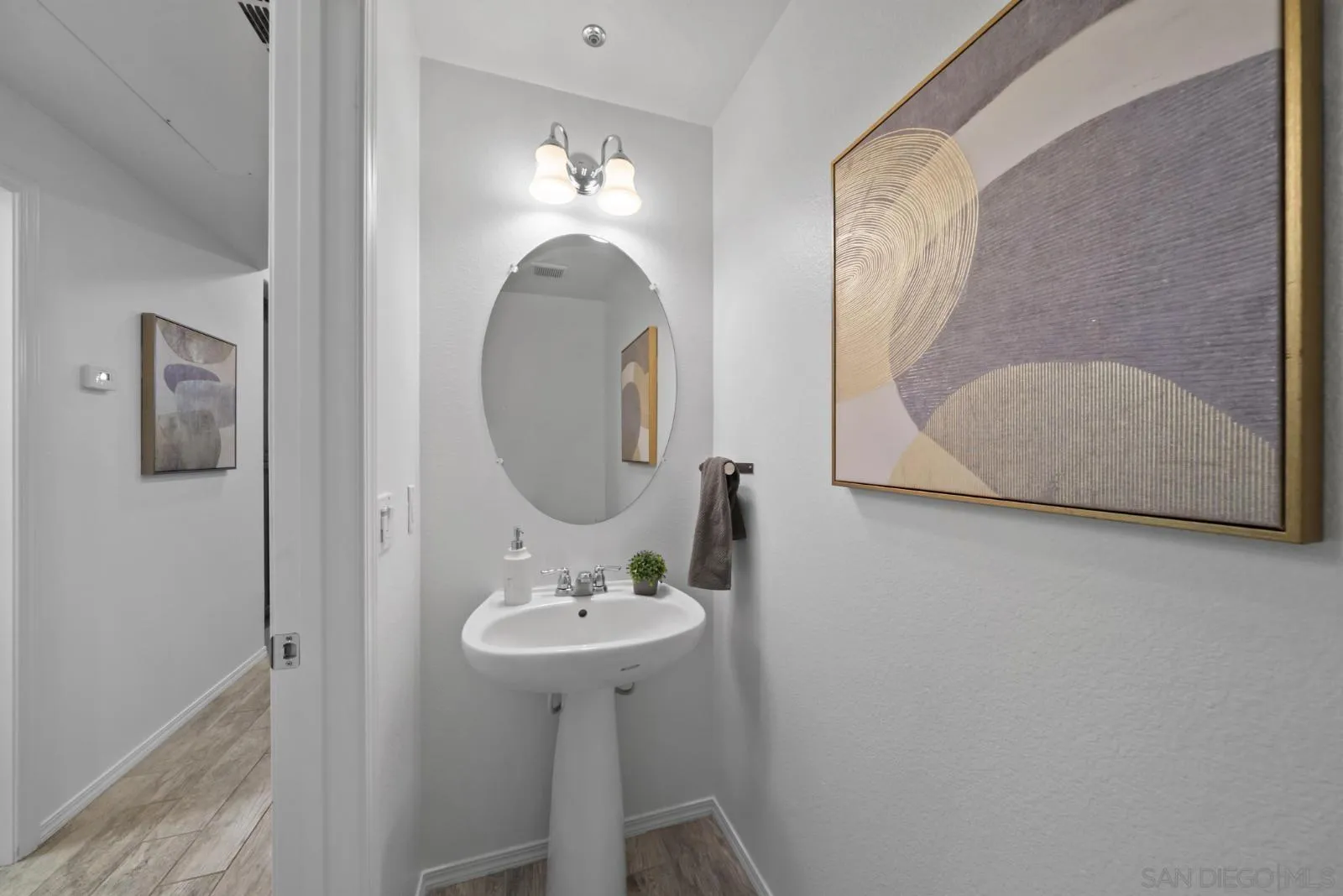Photo #12: 260017867 Listing: Photo #12