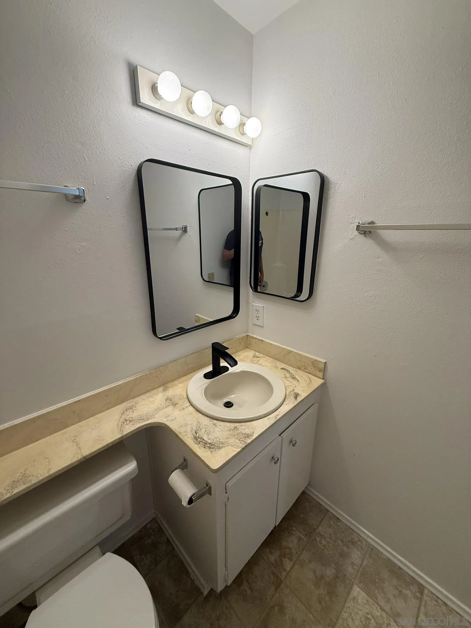 Photo #26: 260017871 Listing: Photo #26