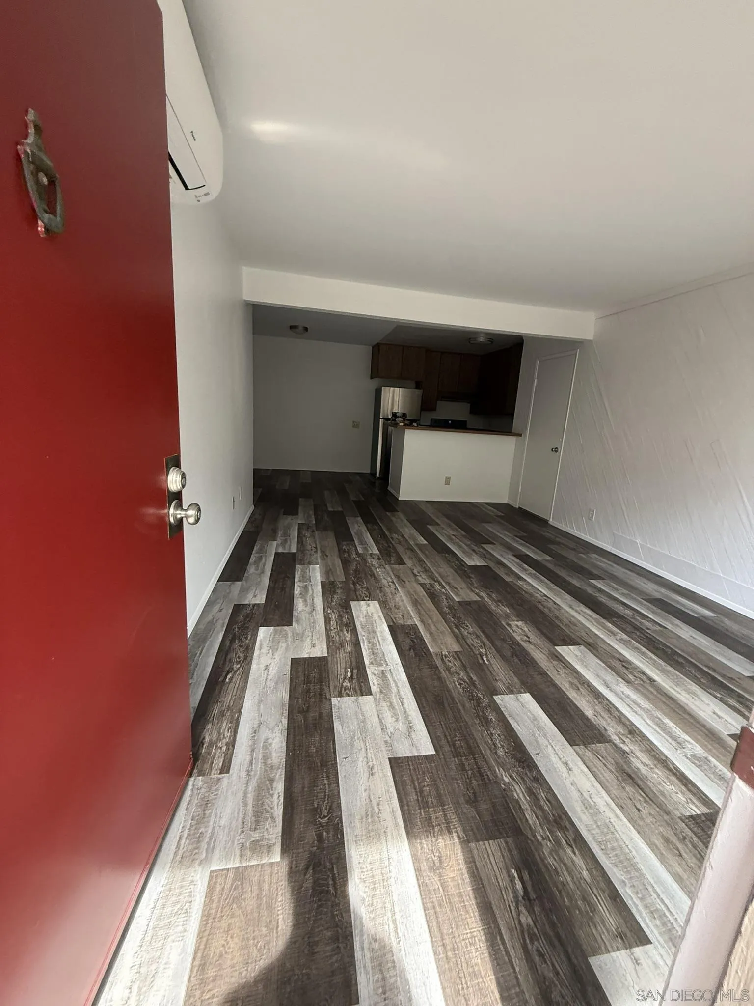 Photo #9: 260017871 Listing: Photo #9