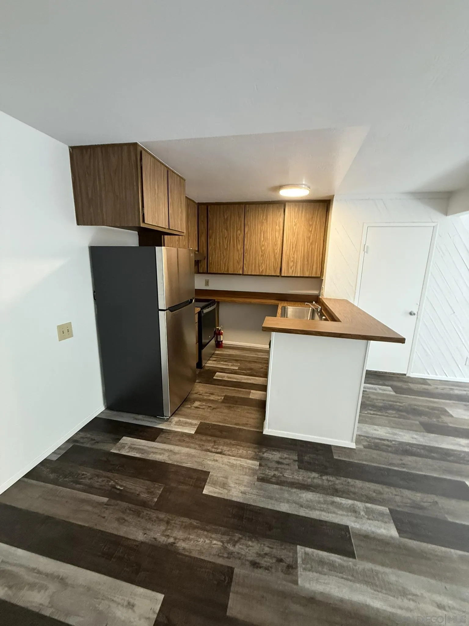 Photo #14: 260017871 Listing: Photo #14