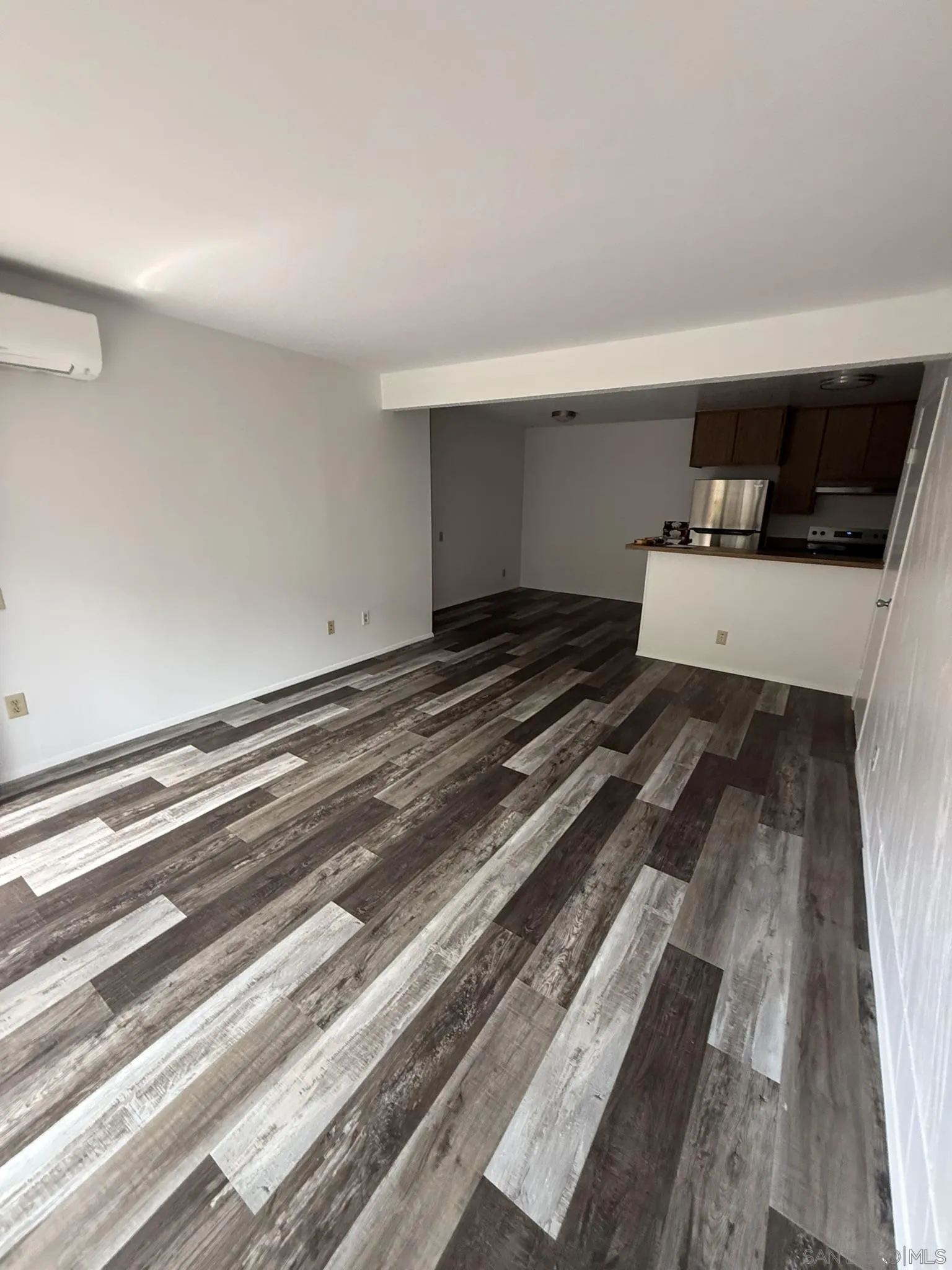 Photo #10: 260017871 Listing: Photo #10