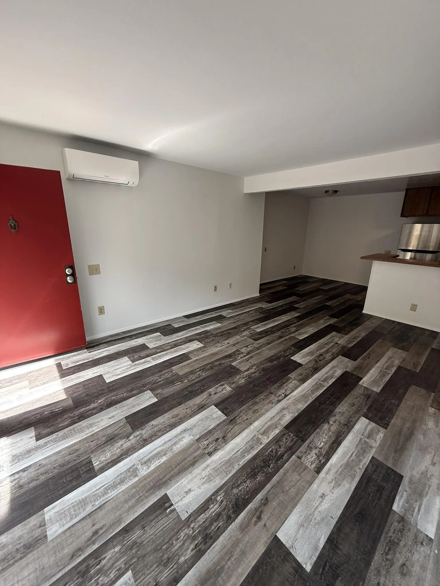 Photo #11: 260017871 Listing: Photo #11