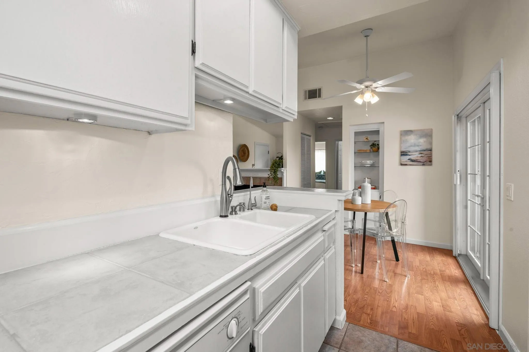 Photo #11: 260017872 Listing: Photo #11