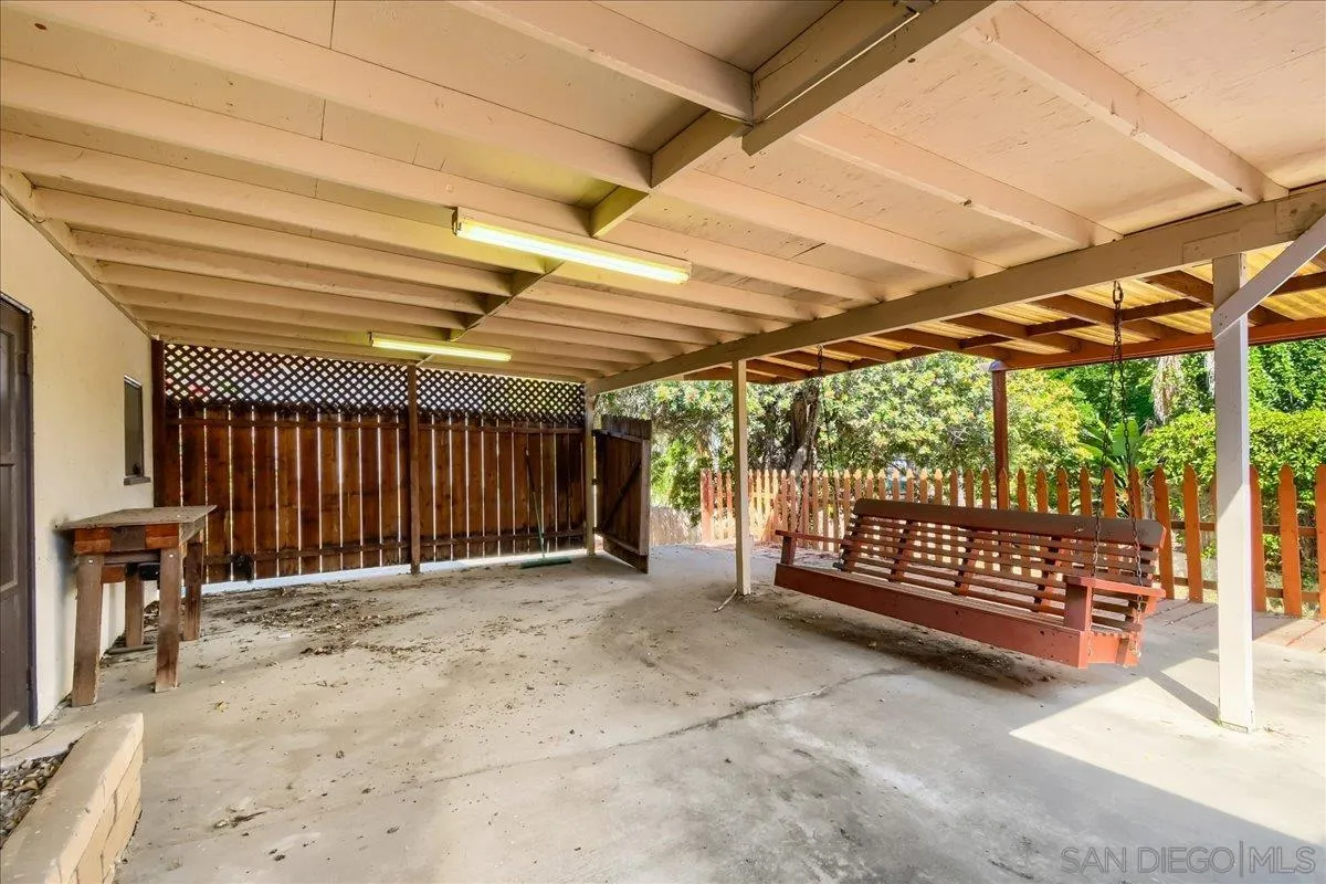 https://cdn.realtyfeed.com/cdn/127/260017873/149eadba2e96fc7d62add447a318fa8f.webp
