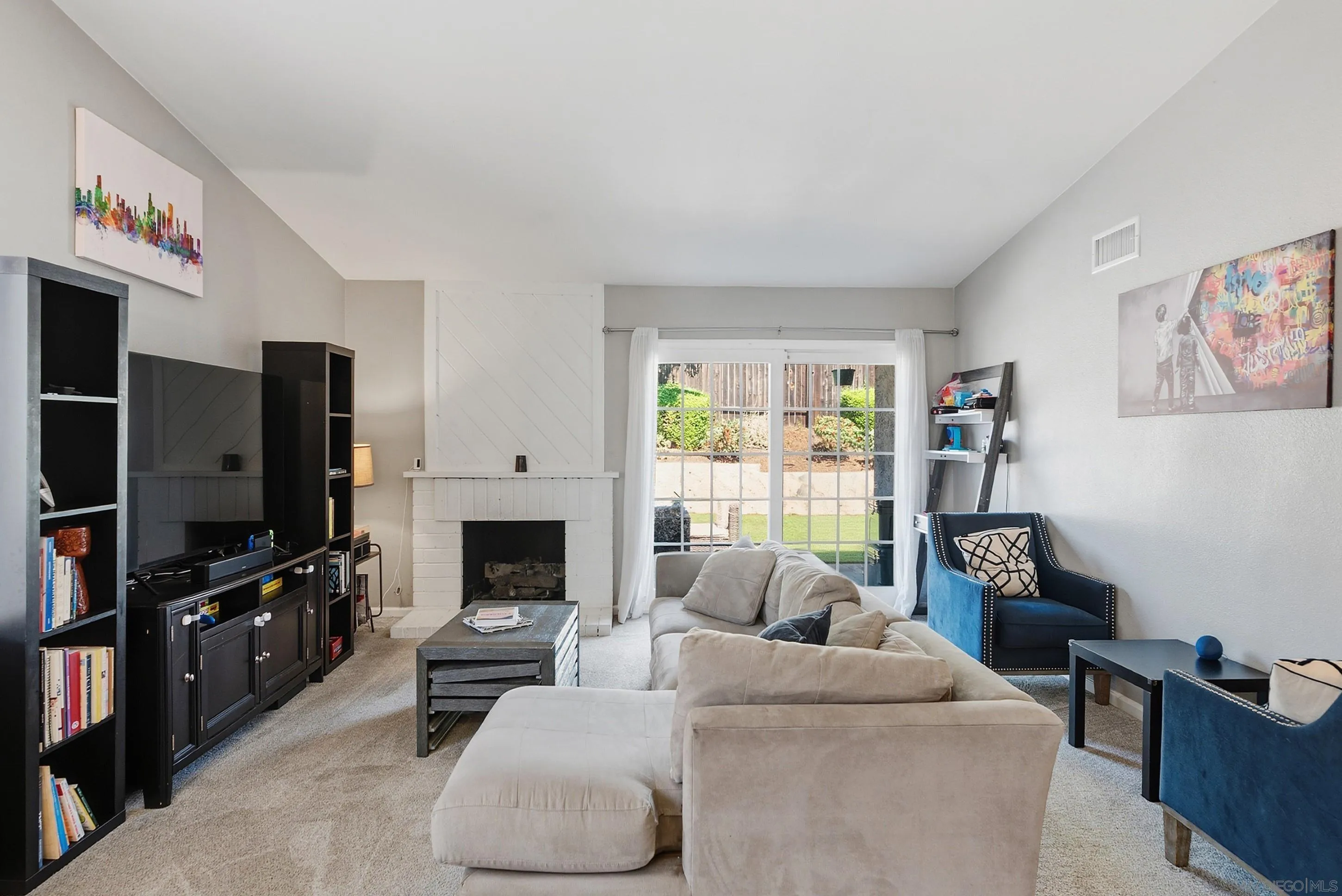 https://cdn.realtyfeed.com/cdn/127/260017874/5a9de52324961ddc3c07ec92c64f40be.webp