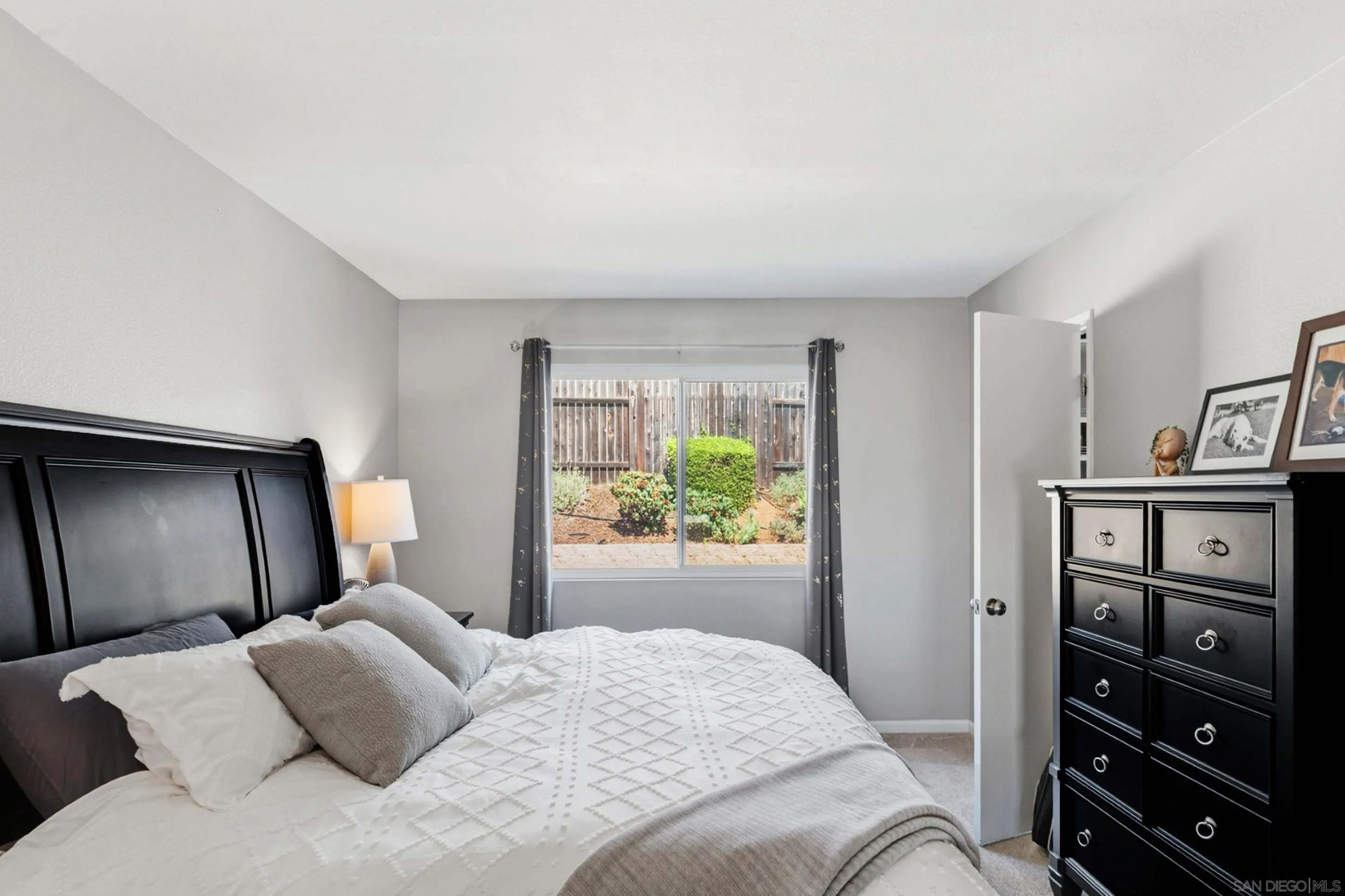 https://cdn.realtyfeed.com/cdn/127/260017874/7806205b6084eb67320161346b9b1ee1.webp