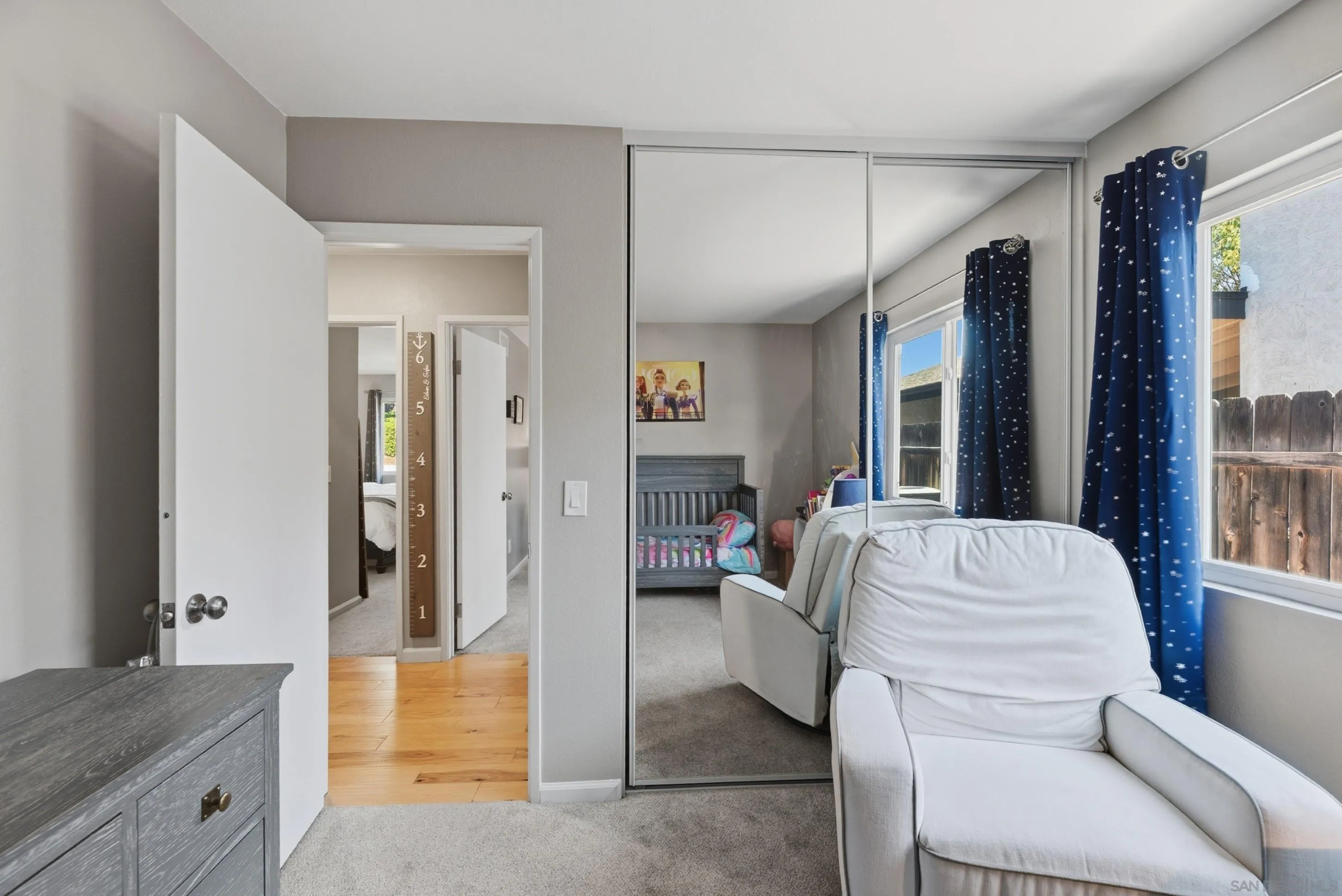 https://cdn.realtyfeed.com/cdn/127/260017874/895d00a760c0429be0afd3c752dab75b.webp