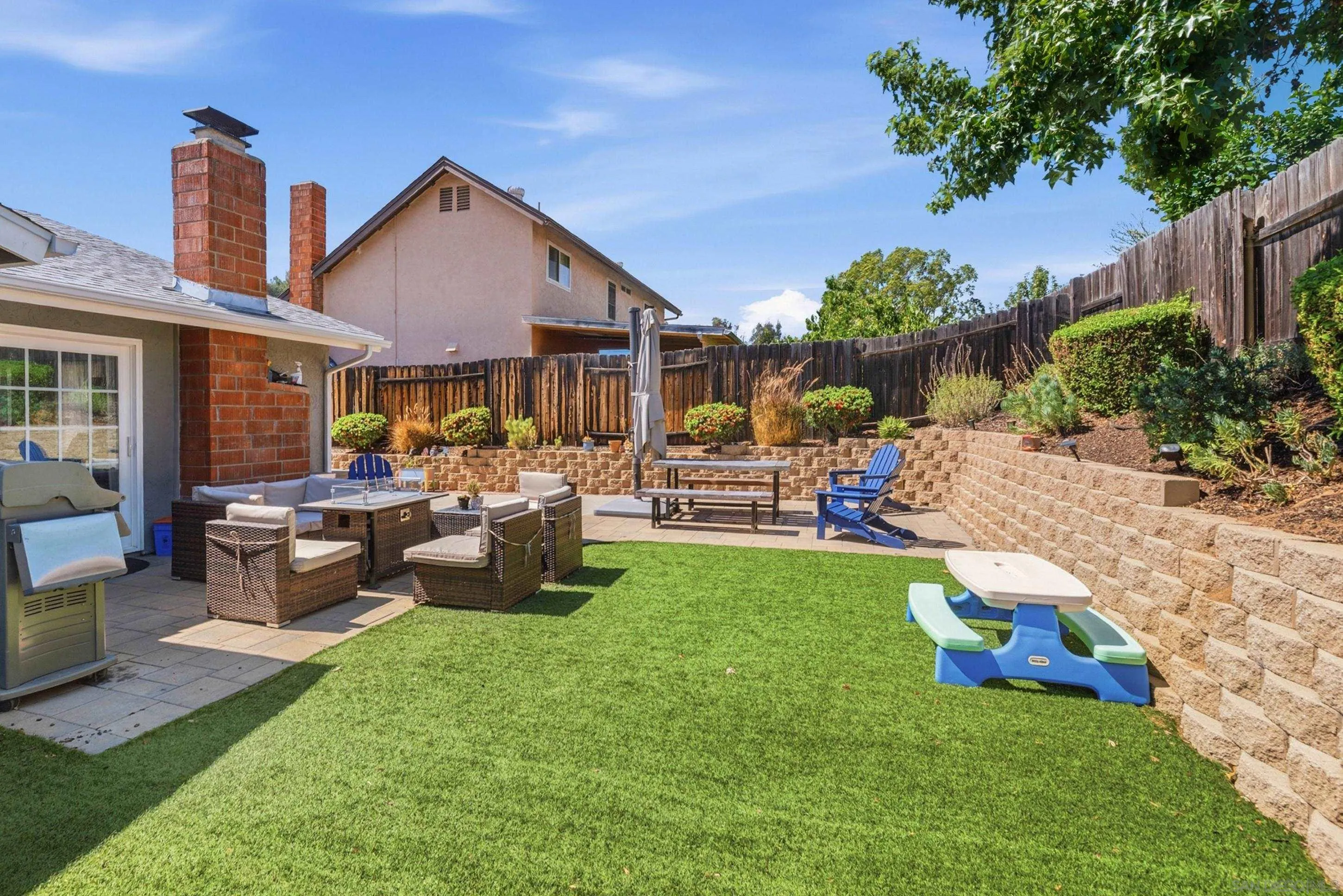https://cdn.realtyfeed.com/cdn/127/260017874/8d803d16645f86fb9170c012d7a0db47.webp