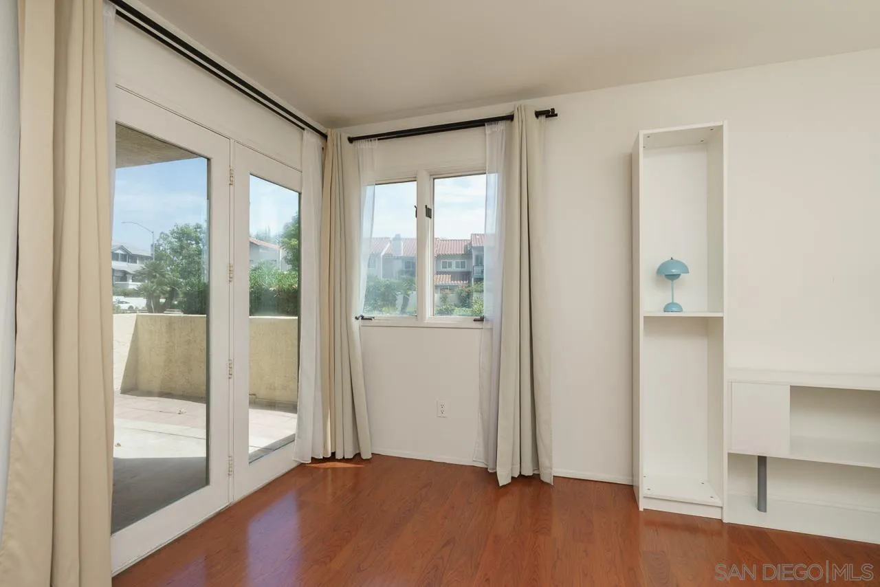 Photo #15: 260017876 Listing: Photo #15