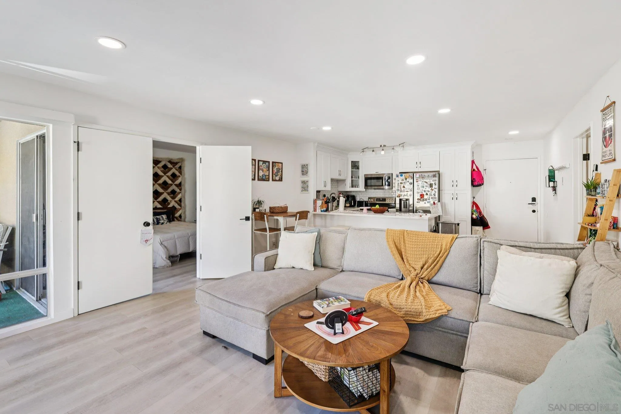 https://cdn.realtyfeed.com/cdn/127/260017877/d26f3a68d2fece7634e2edaaa6d200d8.webp