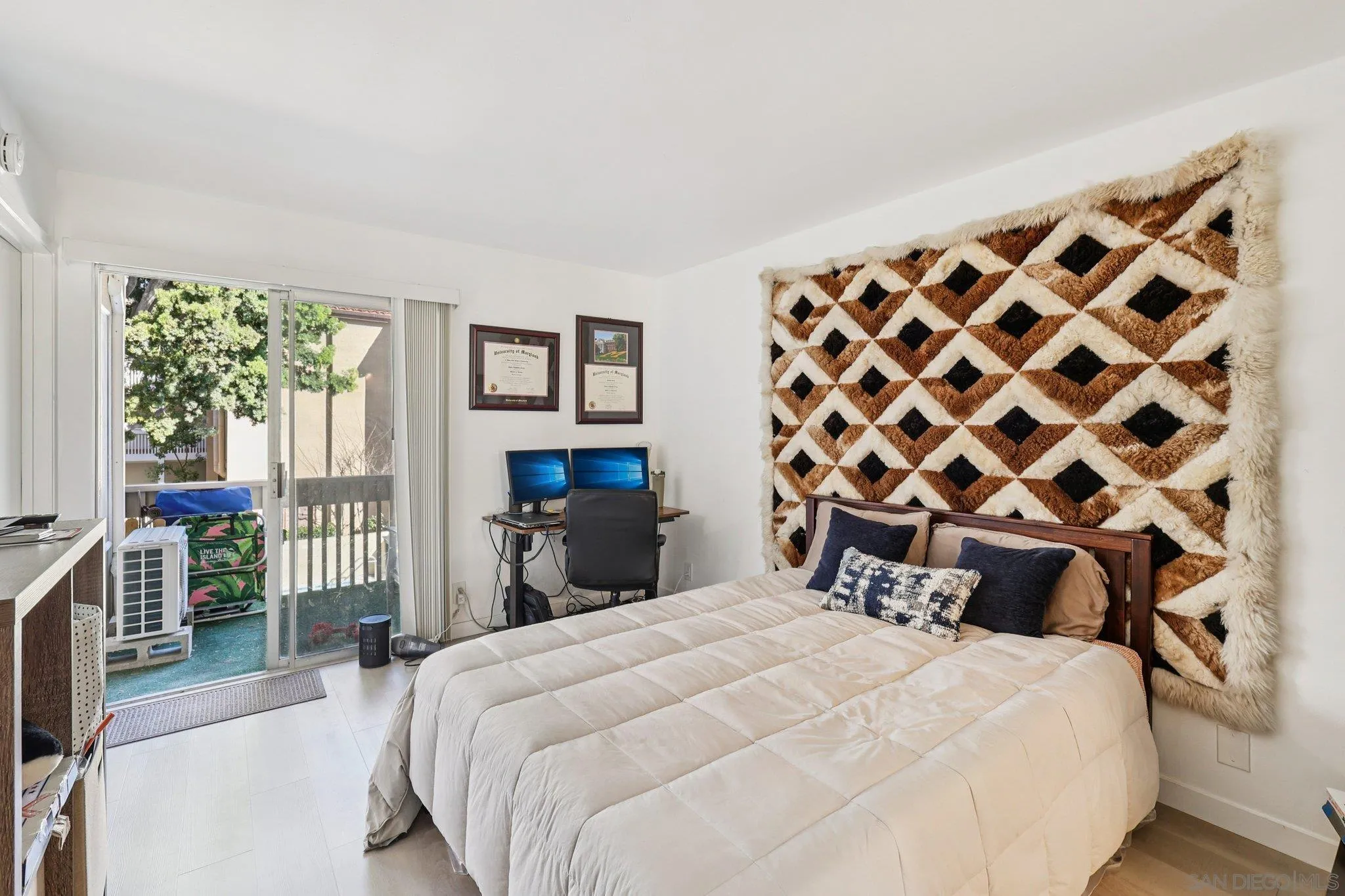 https://cdn.realtyfeed.com/cdn/127/260017877/eaed66f270f297be9f1fb818d2ef579c.webp
