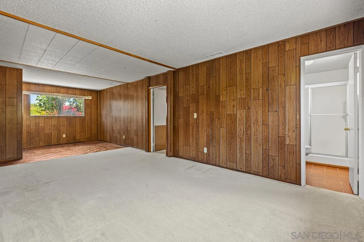 https://cdn.realtyfeed.com/cdn/127/260017884/b05c10a1af1511ad4380dfa1e128e69f.webp