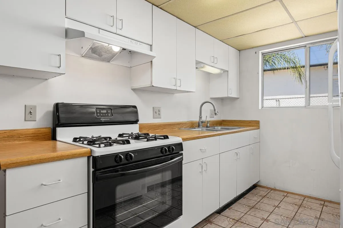 https://cdn.realtyfeed.com/cdn/127/260017884/cafde89f26cdd7462c454398873eeebf.webp