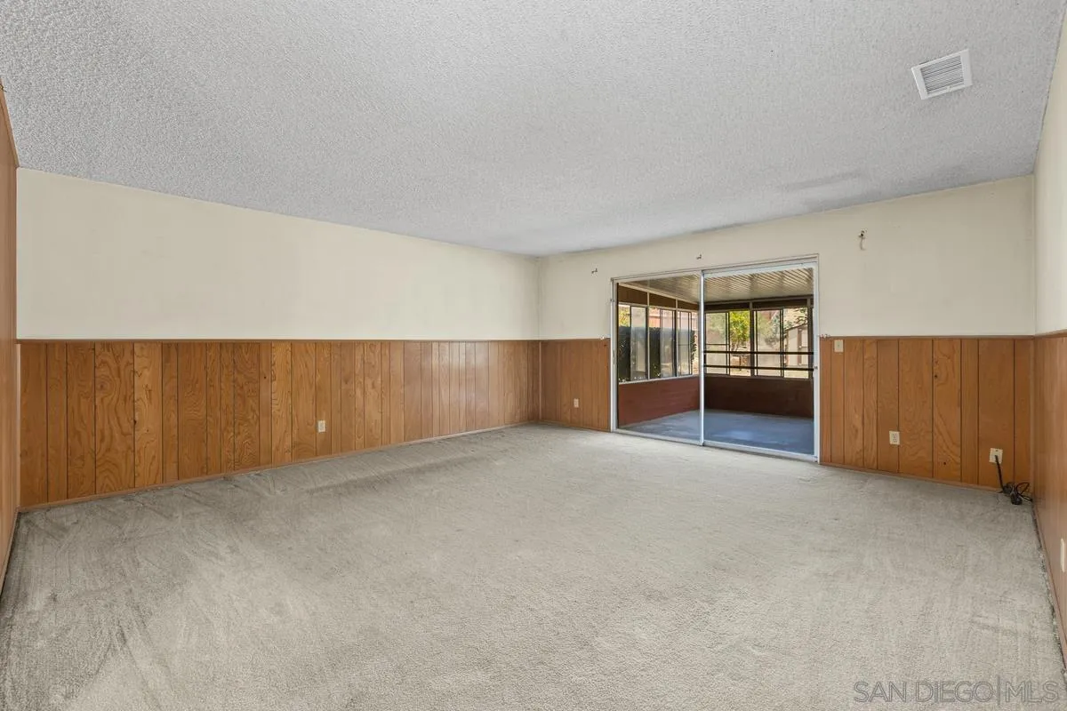 https://cdn.realtyfeed.com/cdn/127/260017884/d22b7a180530480b42897ab017ddffa6.webp