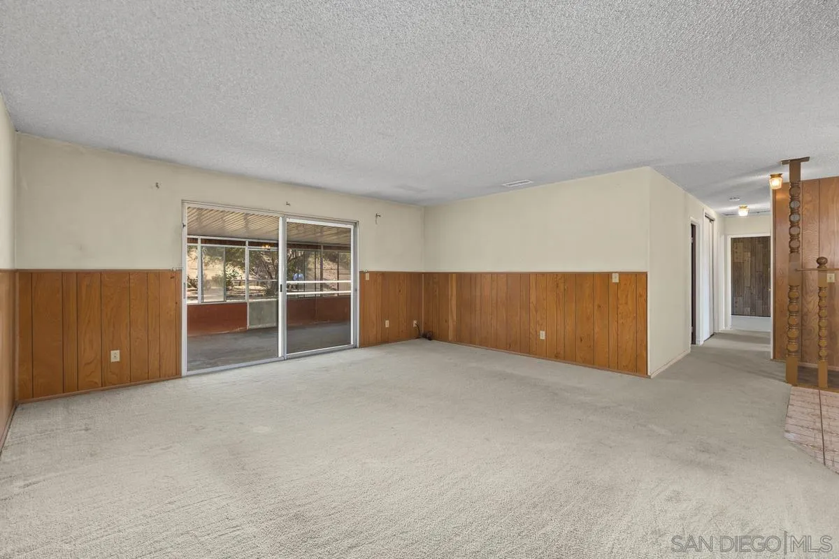 https://cdn.realtyfeed.com/cdn/127/260017884/dc830a1f0c7890fdacf6d5f6b036b1ae.webp