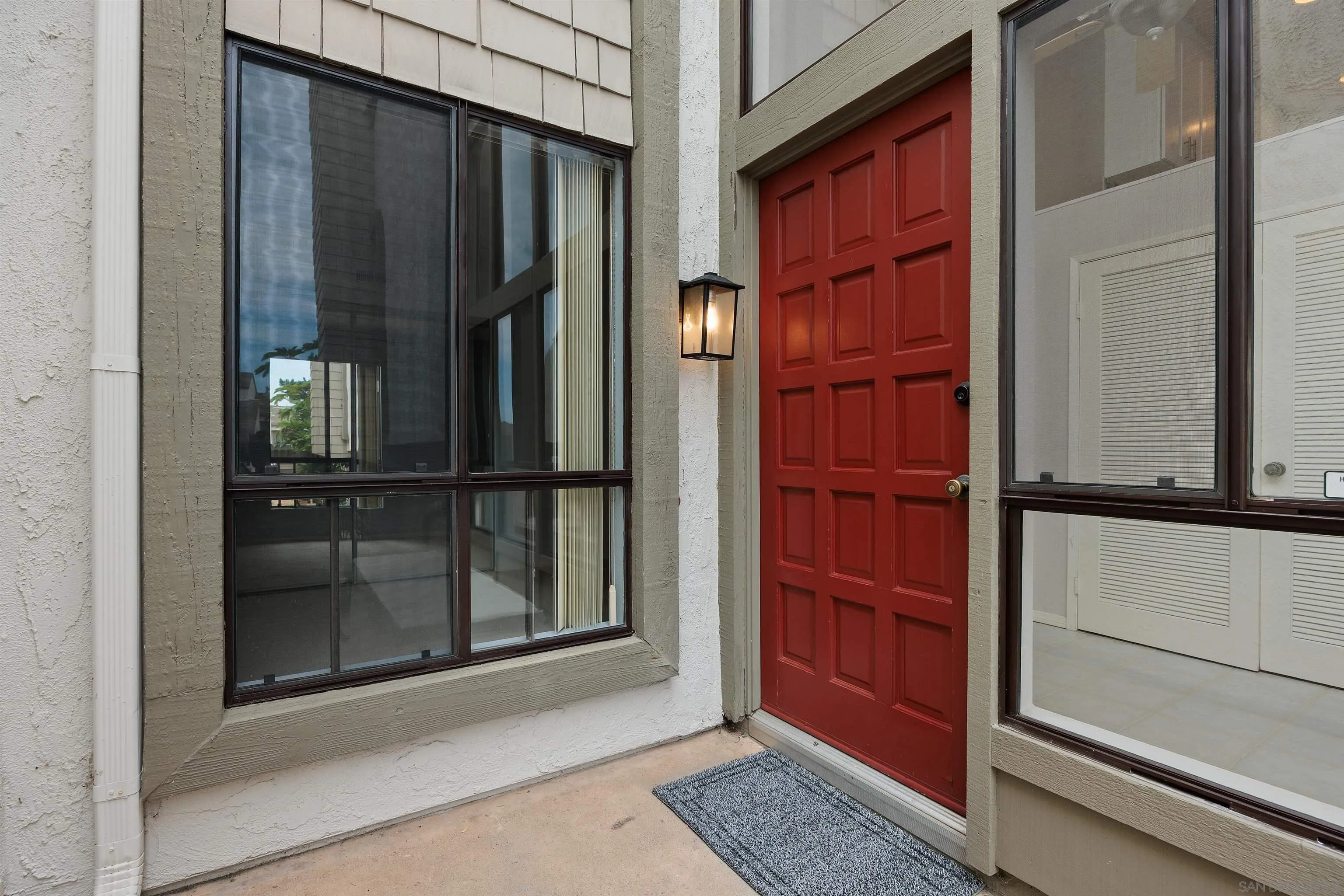 https://cdn.realtyfeed.com/cdn/127/260017886/48ef5518aaa02f880bec99193e13768f.webp